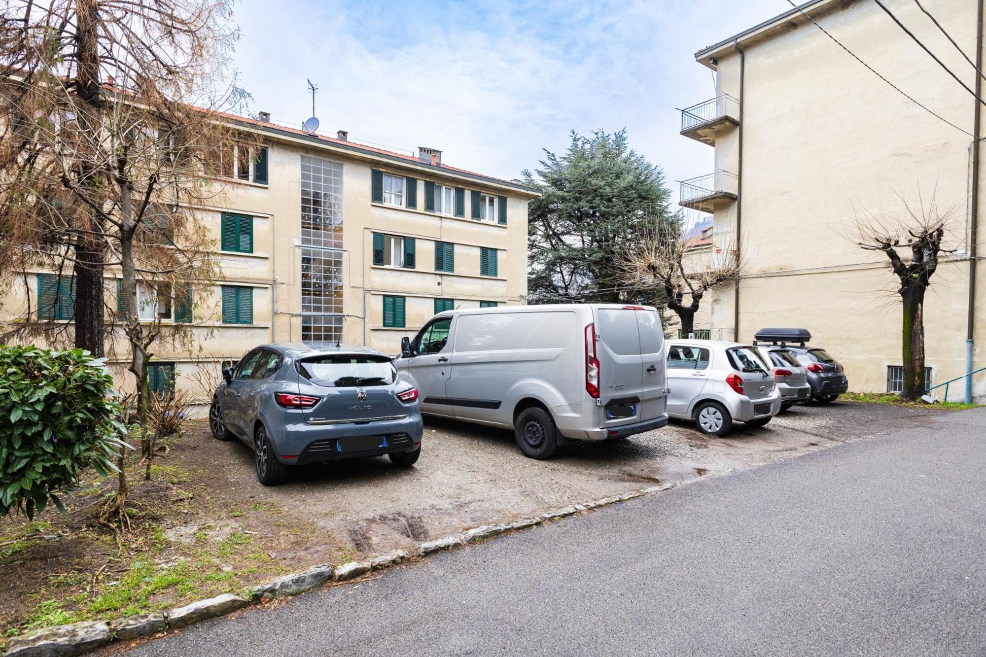 Apartamento Il Giglio - Free Parking Como Exterior foto