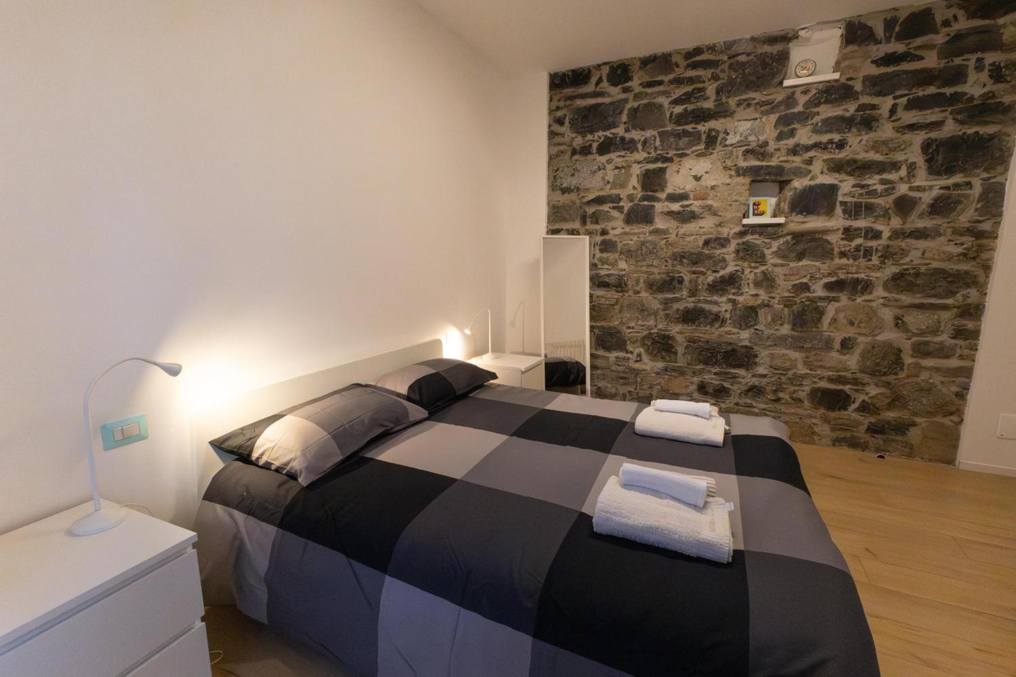 Apartamento Il Giglio - Free Parking Como Exterior foto