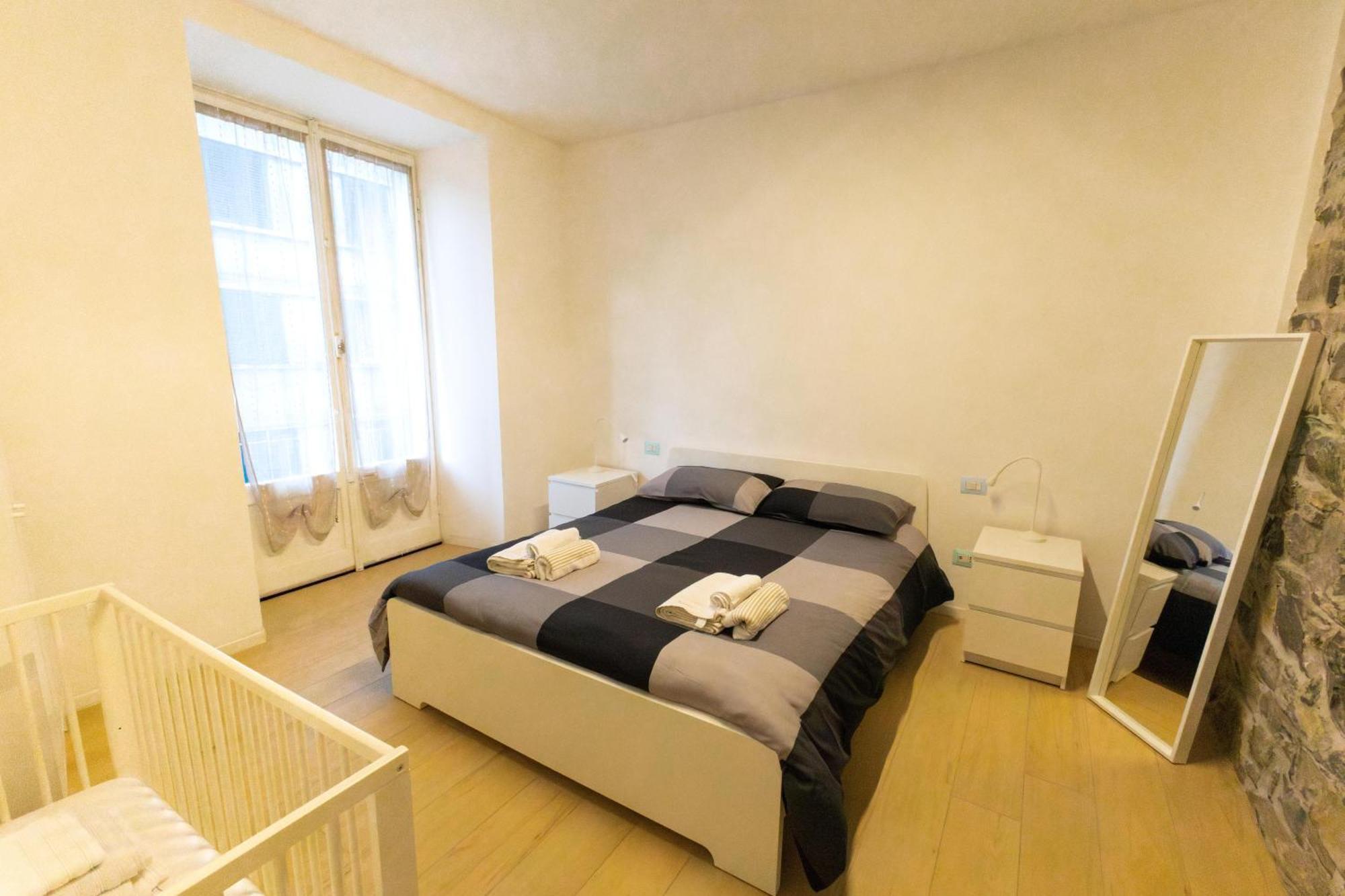 Apartamento Il Giglio - Free Parking Como Exterior foto